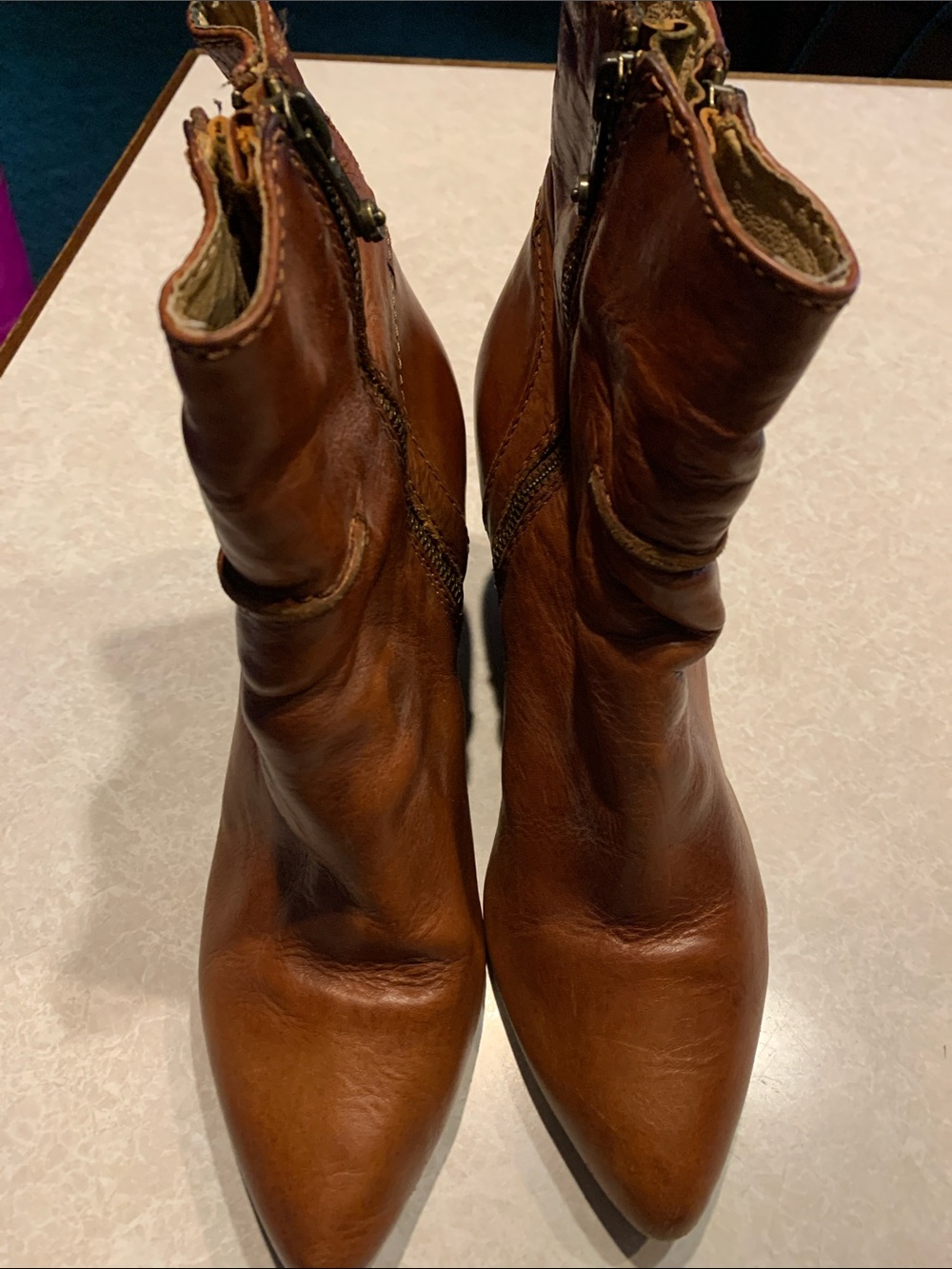 Frye Cognac Leather Pointed-Toe Ankle Booties Size 9 - Picture 14 of 14